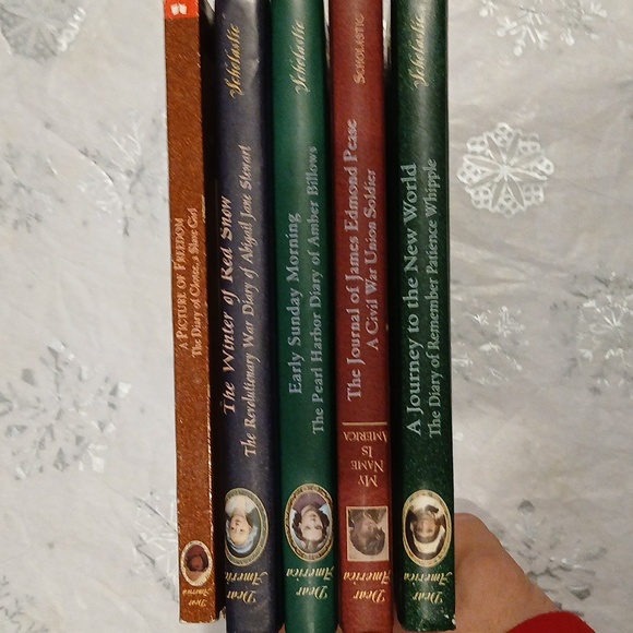 Dear America book bundle - Picture 2 of 2